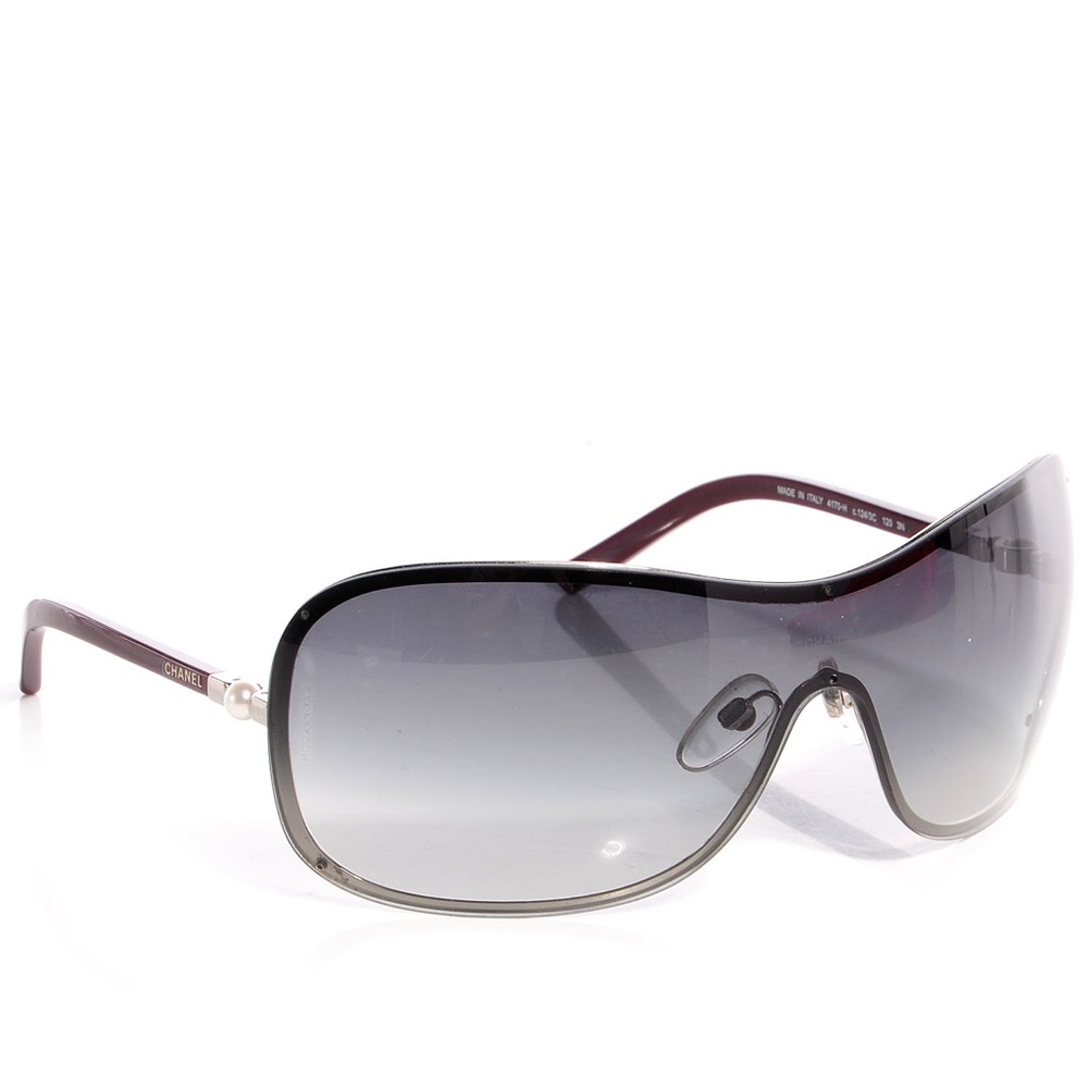 CHANEL Collection Perle Sunglasses
